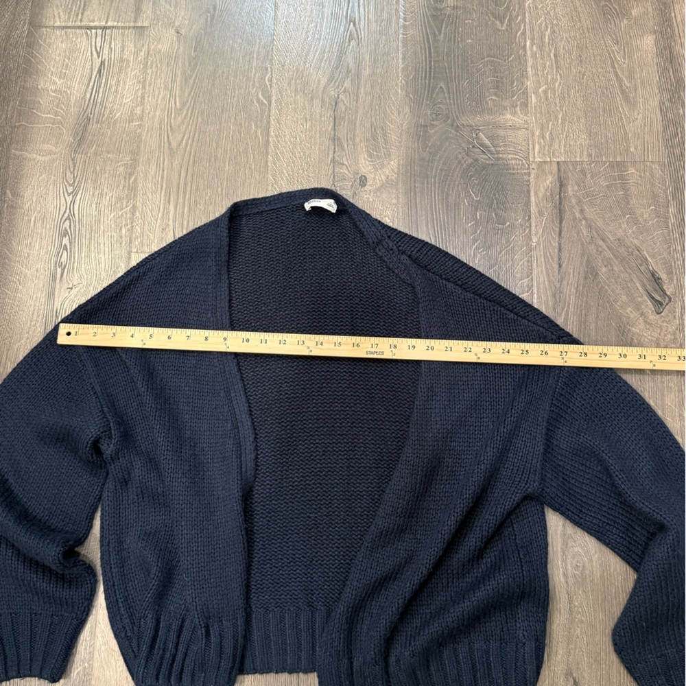 Hollister Navy Blue Knit Sweater - Picture 5 of 7